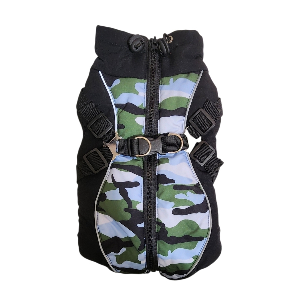 Camouflage quilted winter fleece lined dog vest/coat built in harness